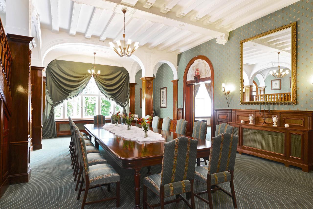 Schlosshotel Villa Westerberge Aschersleben Ngoại thất bức ảnh