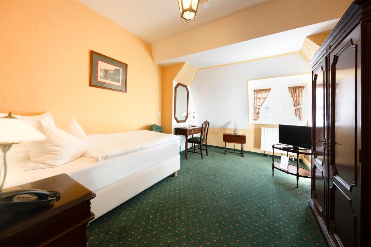 Schlosshotel Villa Westerberge Aschersleben Ngoại thất bức ảnh