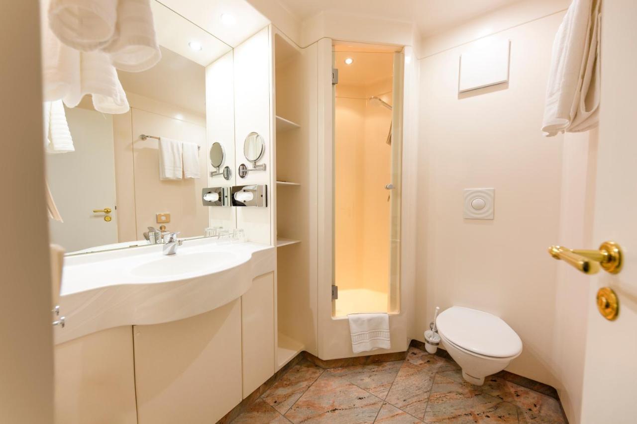 Schlosshotel Villa Westerberge Aschersleben Ngoại thất bức ảnh