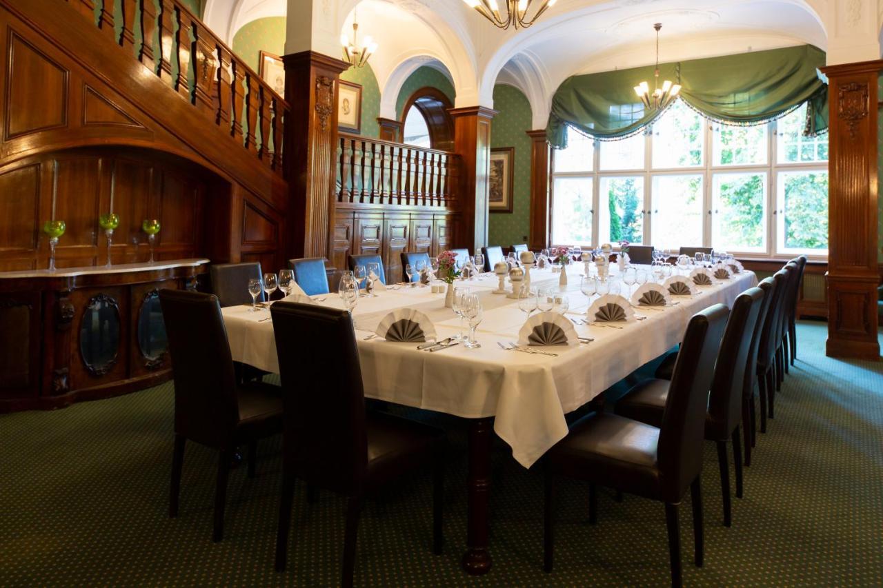 Schlosshotel Villa Westerberge Aschersleben Ngoại thất bức ảnh