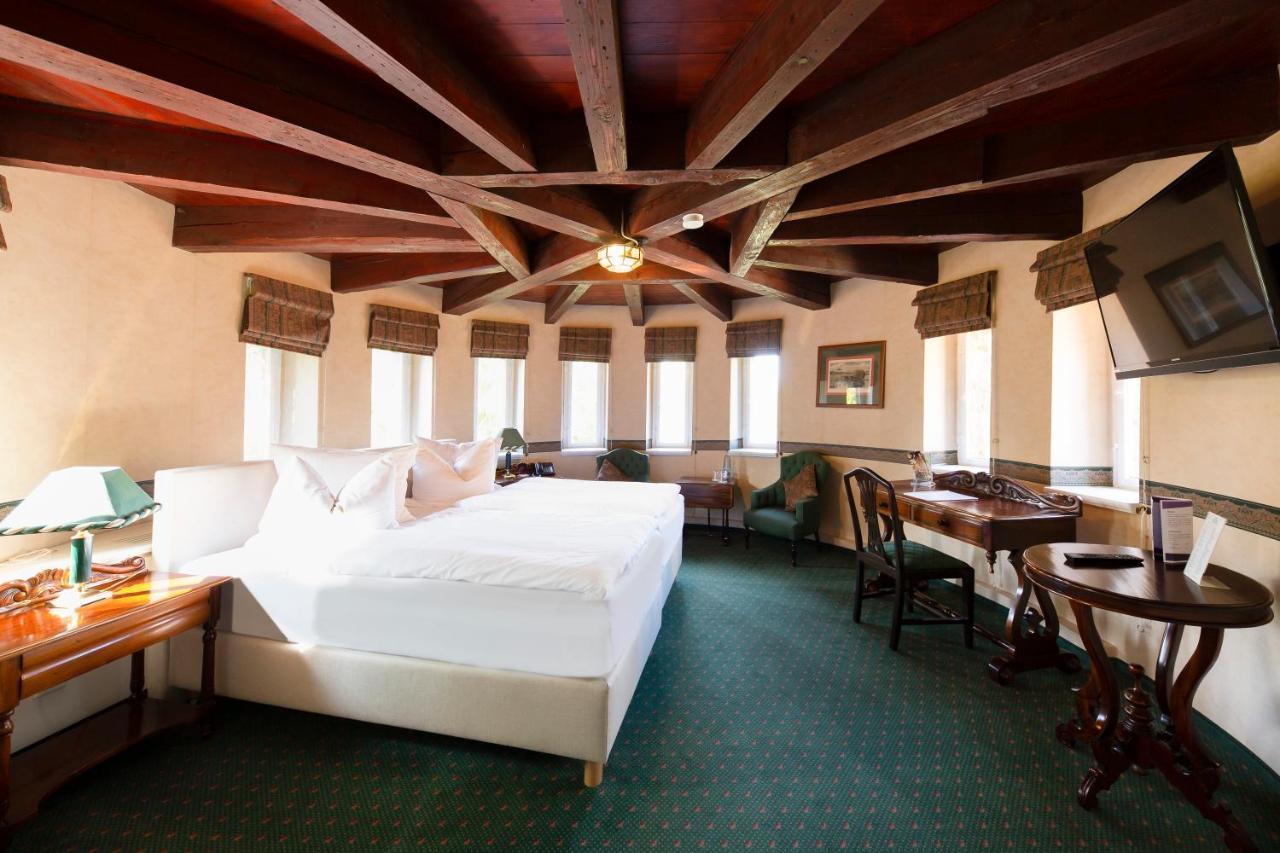 Schlosshotel Villa Westerberge Aschersleben Ngoại thất bức ảnh